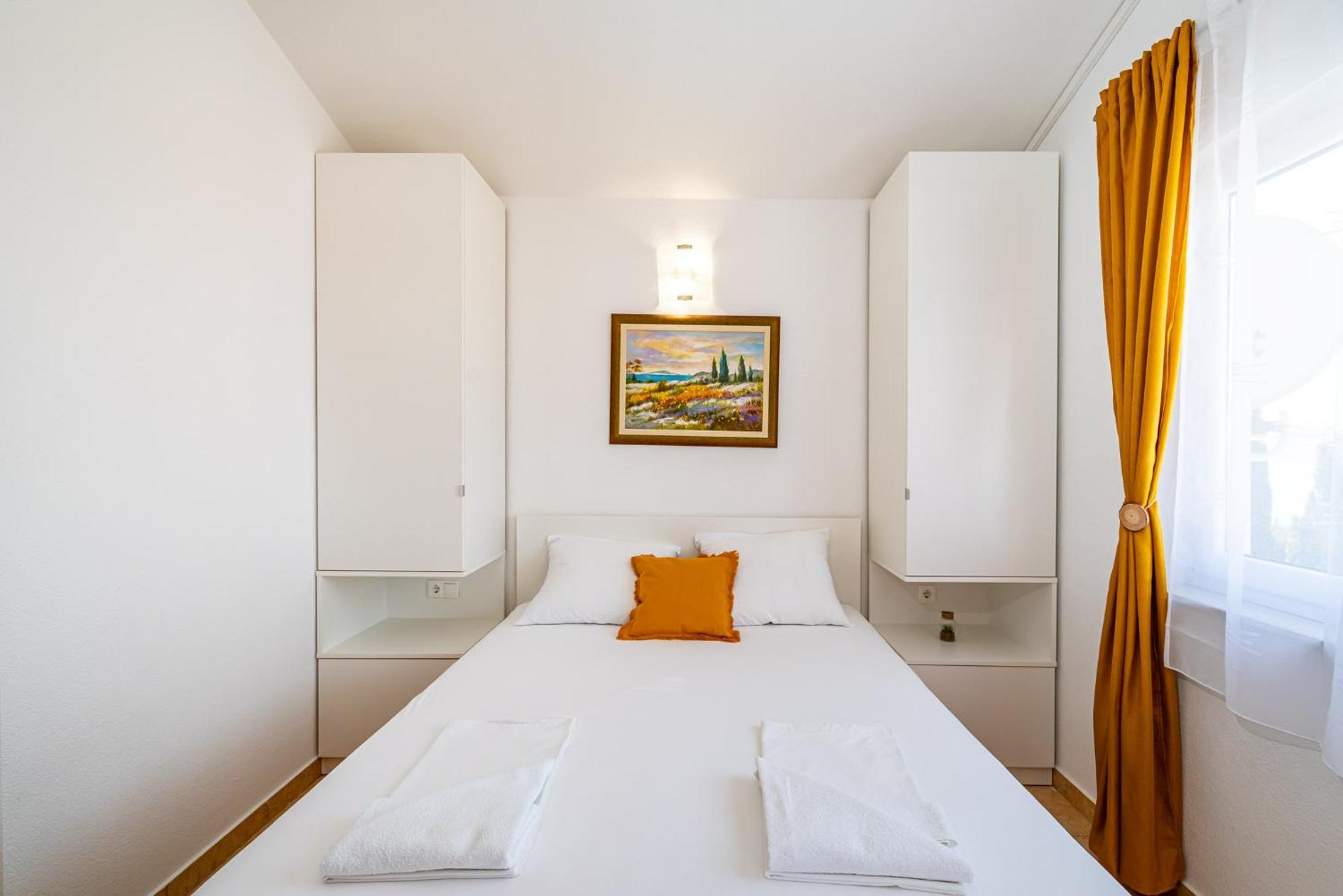 Apartments Prkacin 2 Starigrad Paklenica Exterior foto