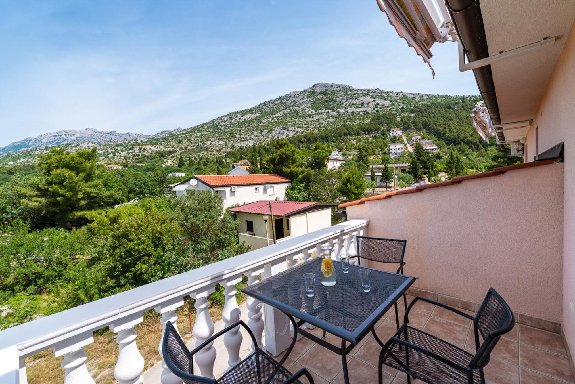 Apartments Prkacin 2 Starigrad Paklenica Exterior foto